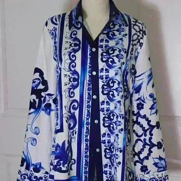 Navy Blue and white 2 piece set - Picture 4 of 5